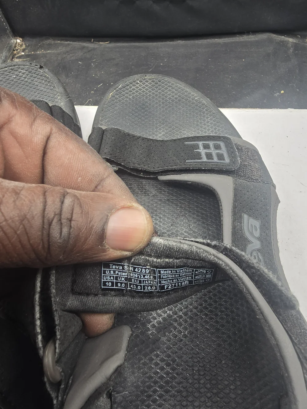 Teva Black Sport‎ Sandals - Strappy Outdoor Design